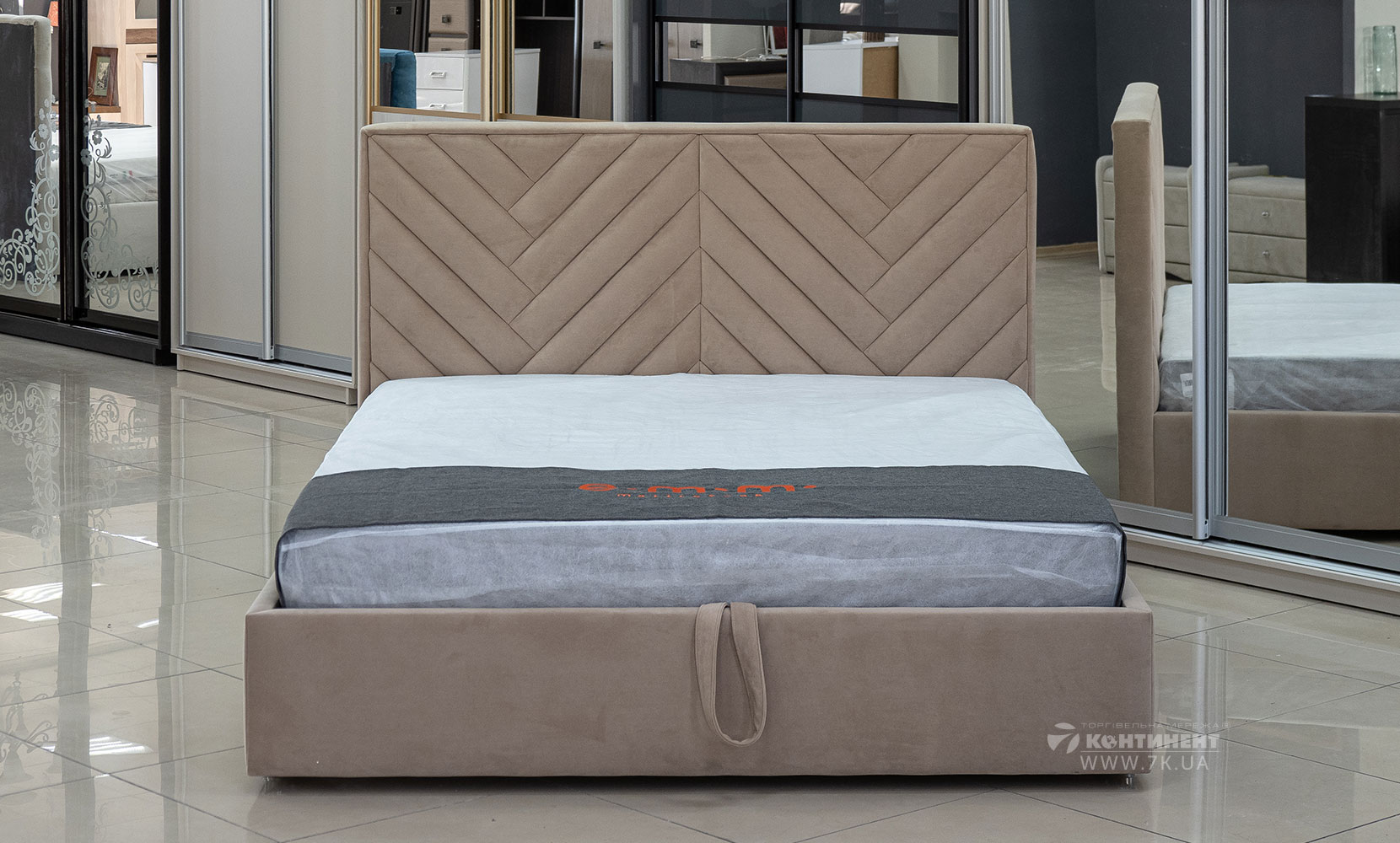 М'які ліжка Вегас 160*200 з підйом.механізмом, б/м в тканині 1кат - фото 4 М'які ліжка Вегас 160*200 з підйом.механізмом, б/м в тканині 1кат - фото 4