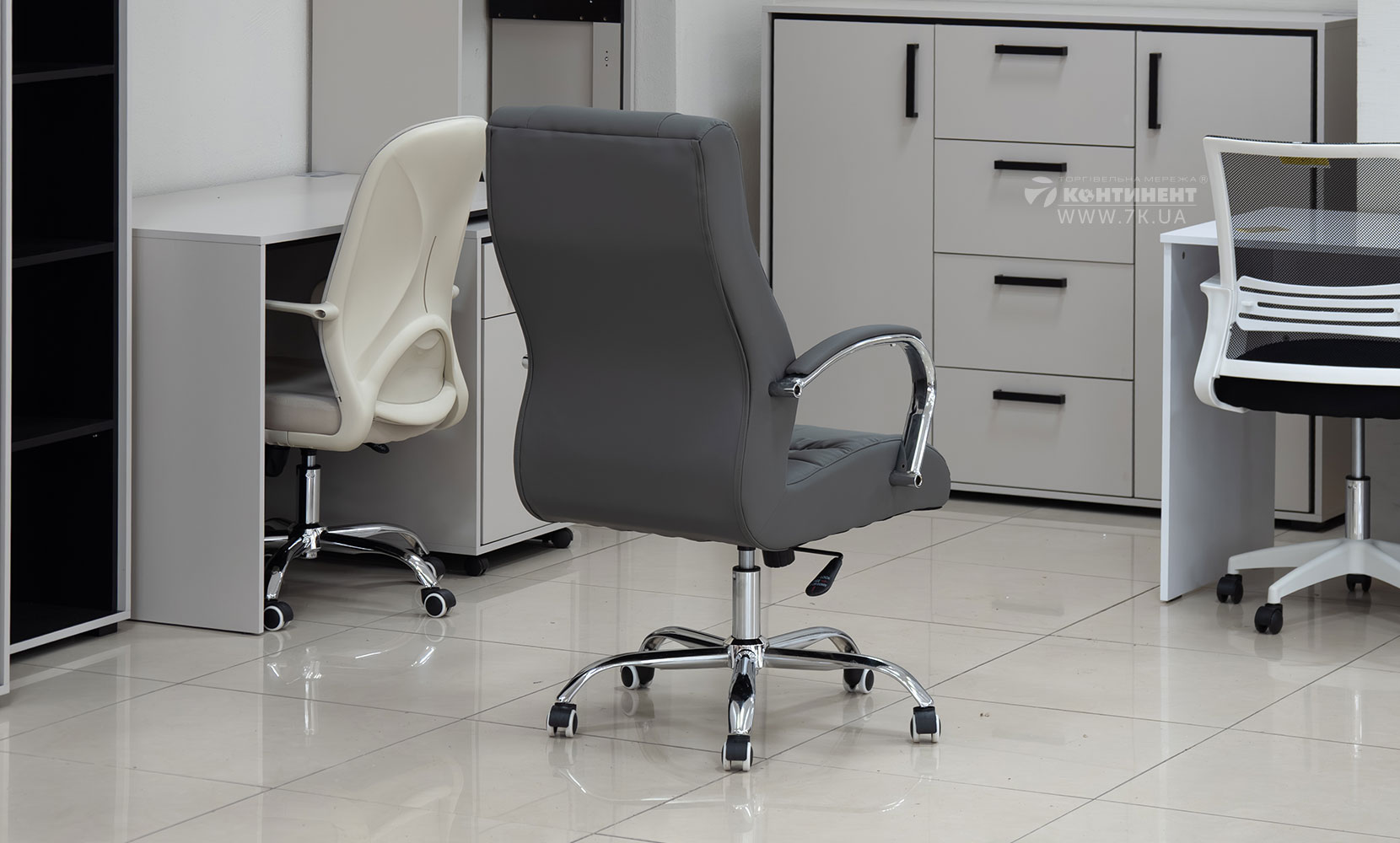 Офісне крісло Стілець офісний Лінк сірий - фото 5