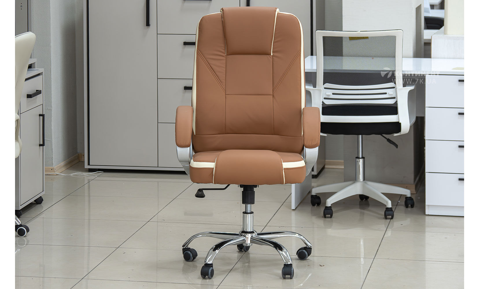 Офісне крісло Стілець офісний Торрент карамель - фото 3