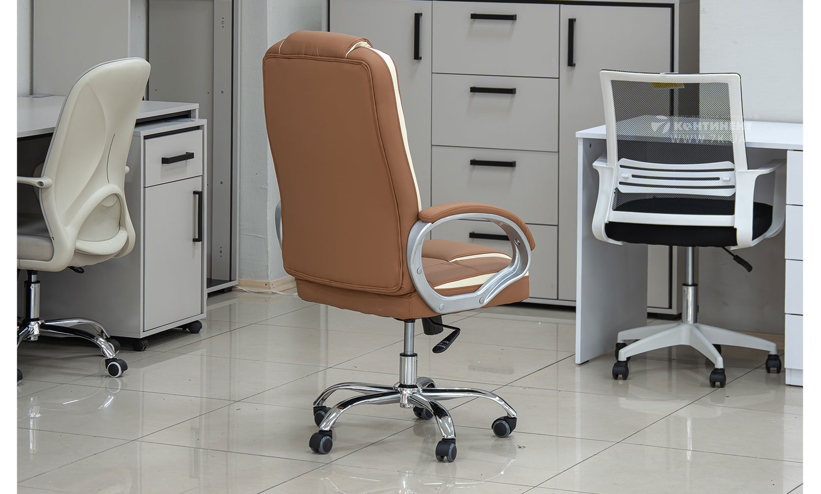 Офісне крісло Стілець офісний Торрент карамель - фото 5