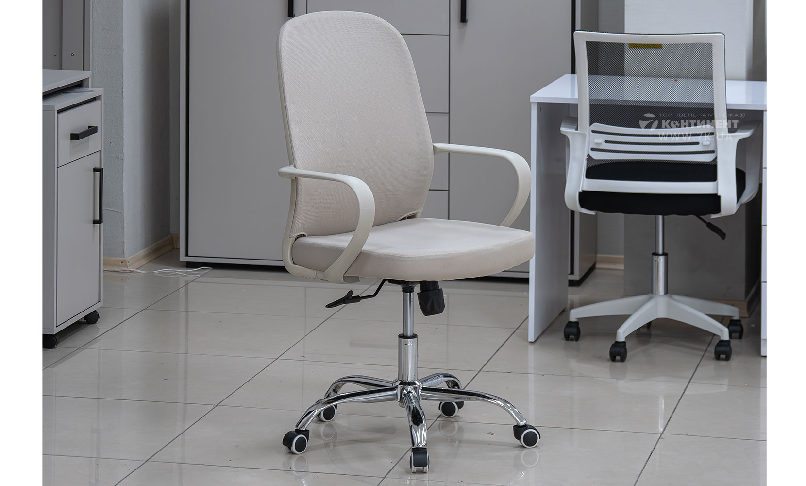 Офісне крісло Стілець офісний Фотон бежевий - фото 2