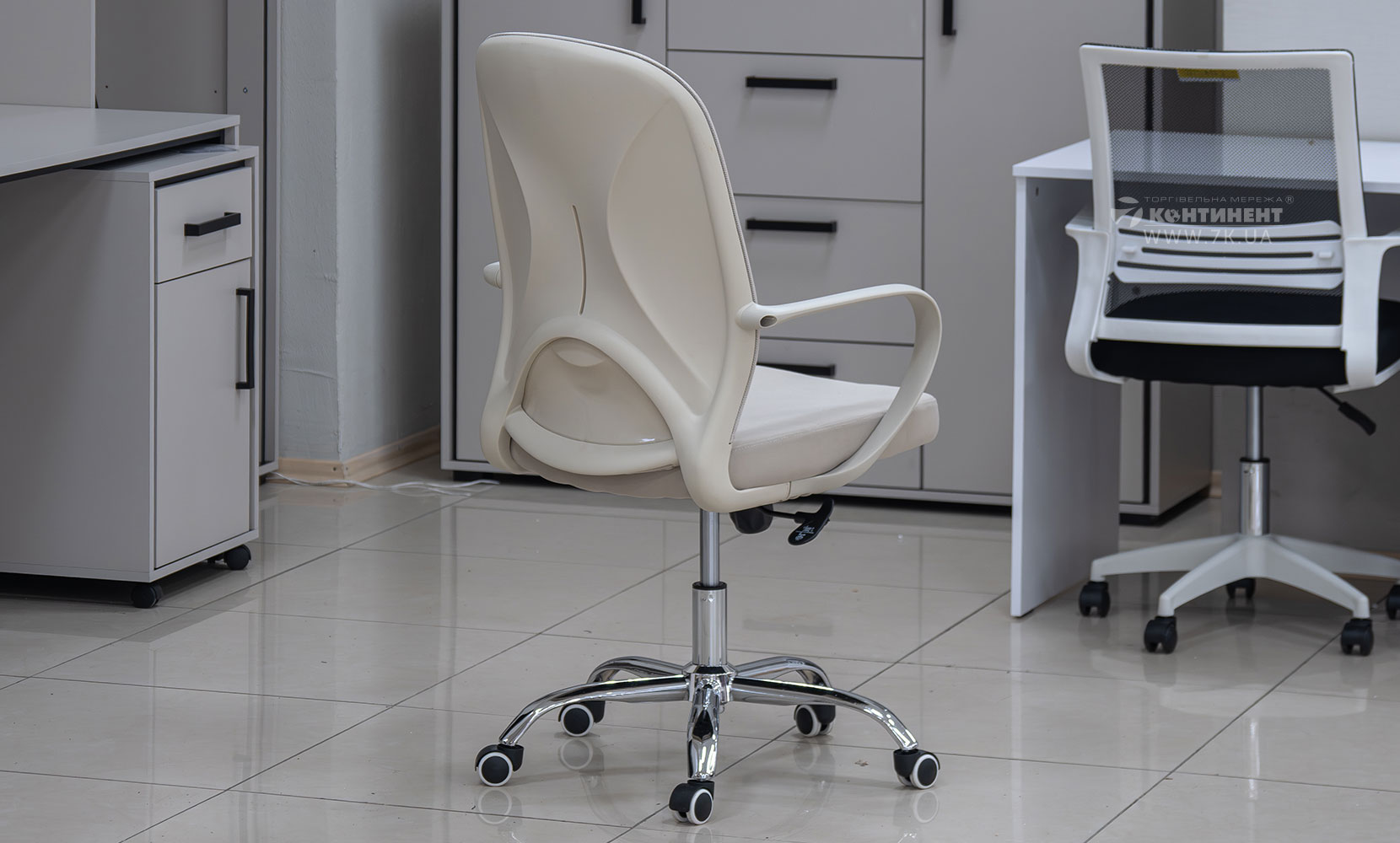 Офісне крісло Стілець офісний Фотон бежевий - фото 5