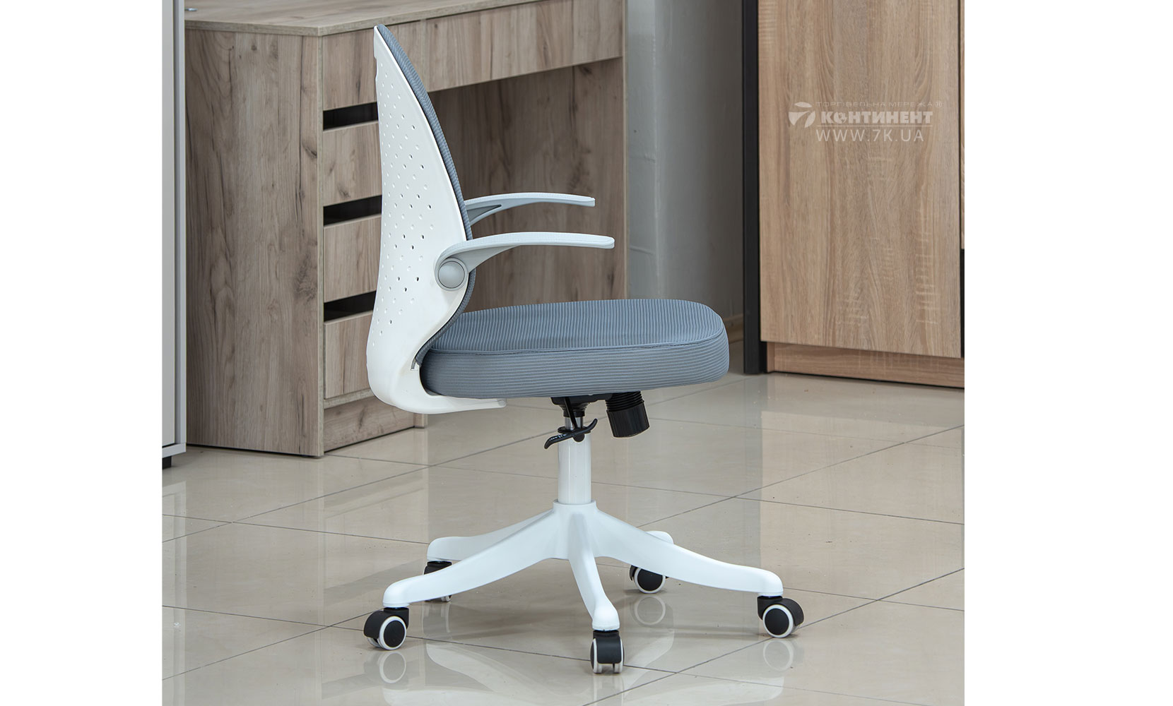 Офісне крісло Стілець комп'ютерний Асті сірий - фото 3