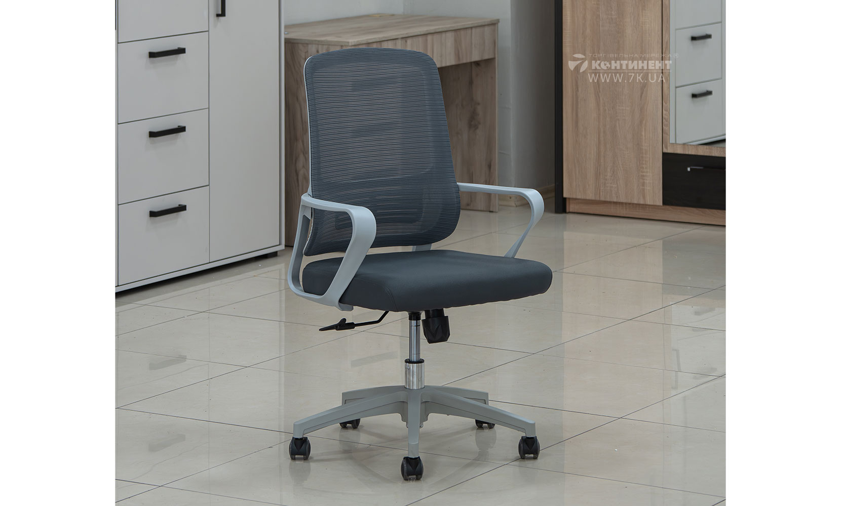 Офісне крісло Стілець офісний Біт сірий - фото 2