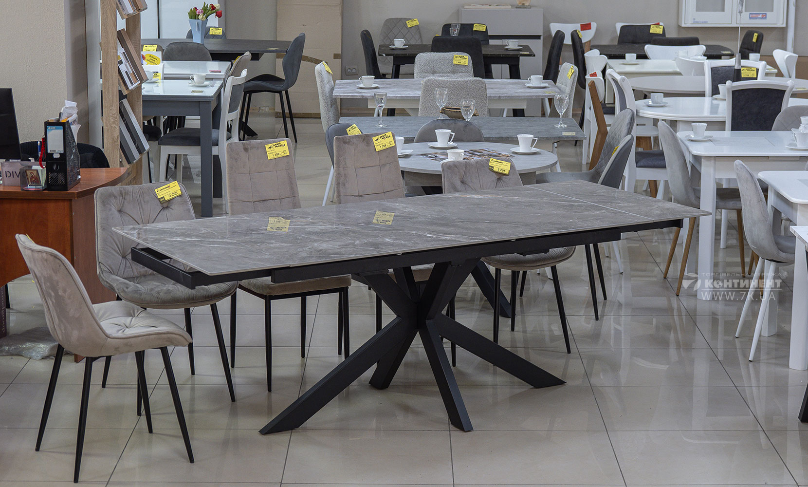 Кухонний стіл Стіл Квант 160х90(+60) чорний/керам Армані грей - фото 5 Кухонний стіл Стіл Квант 160х90(+60) чорний/керам Армані грей - фото 5