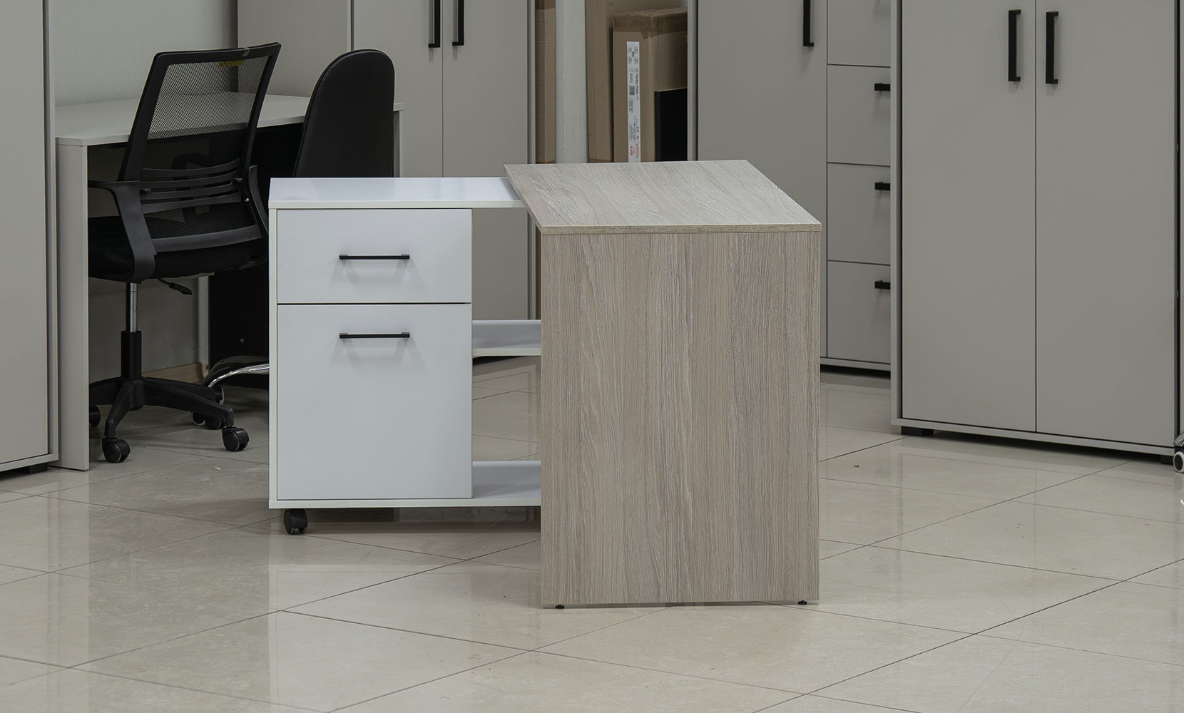 Письмовий та комп'ютерний стіл Стіл офісний кутовий поворотний лівий дуб урбан ойстер/німфея альба - фото 6